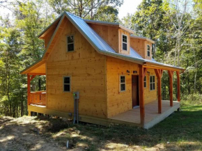 The Genoa - An Amish Built Deluxe Cabin